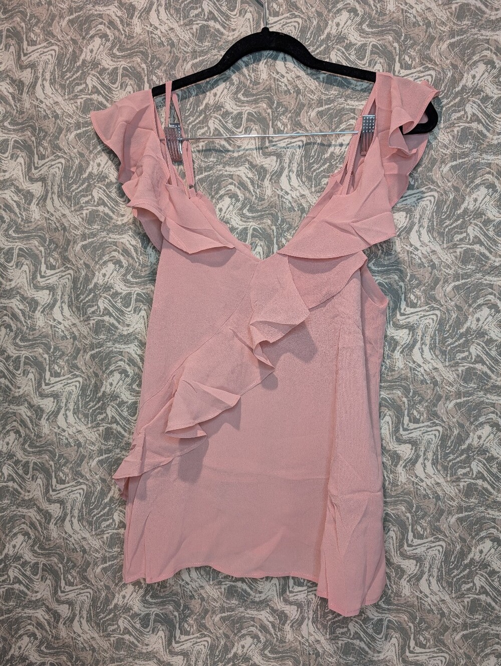 NWT Easel Ruffle Sleeveless Tank Top Size Small